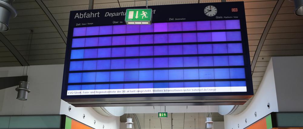 Am Montag wird bei der Deutschen Bahn gestreikt.