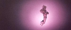 Szene aus dem bedrückenden Horrorfilm „Skinamarink“