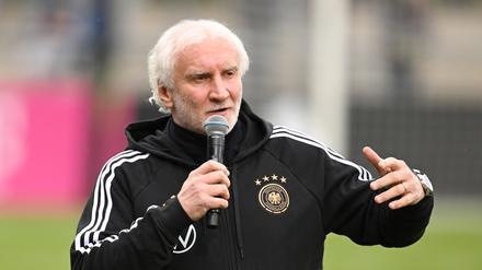 Rudi Völler soll Fans und Nationalmannschaft wieder näher zusammenbringen. 