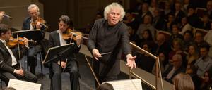 Viel Gespür fürs Orchester: Rattle am Pult der Staatskapelle Berlin.