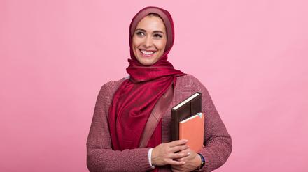 Lehrerinnen dürfen nicht mehr wegen ihres Kopftuchs abgewiesen werden. 