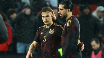 Emre Can (rechts) gibt Halt. Auch dem neuen deutschen Kapitän Joshua Kimmich.