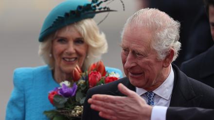 König Charles III. und Königsgemahlin Camilla sind am Mittwochnachmittag in Berlin angekommen.