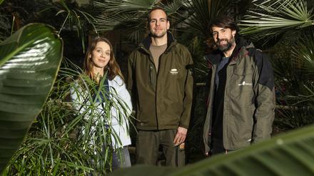 Katharina Sperling, Markus Klamt und Florian Sicks (v. l.) im Giraffenhaus im Zoologischen Garten Berlin.