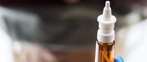 Nasensprays sind ein beliebtes Mittel bei Erkältungen.
