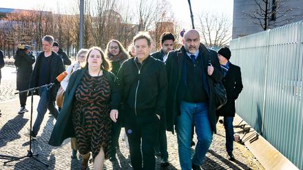 Grüne Spitzenpolitiker Lang, Habeck, Nouripour: Viel gegeben, wenig bekommen