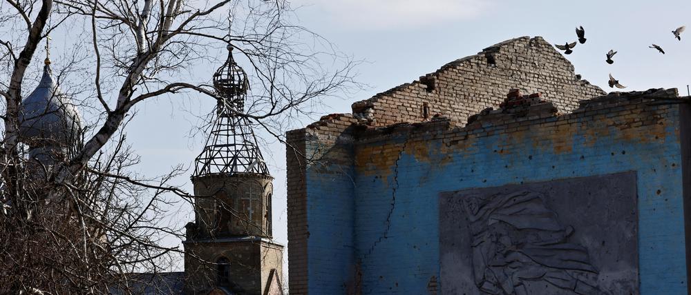 Eine zerstörte Kirche nahe Lyman