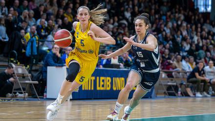 Albas Lucy Reuß (links) will mit viel Energie und dem nötigen Fokus ins Halbfinale um die Deutsche Meisterschaft einziehen.