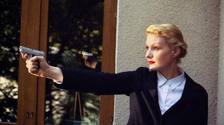 Die warholeske Diva Renata Litvinova, hier in „Der Klavierstimmer“, war die Lieblingsschausspielerin von Kira Muratowa.