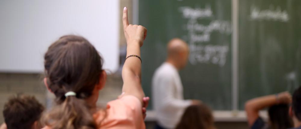 Berlins neue Wissenschaftssenatorin Ina Czyborra erwartet in den kommenden Jahren 2000 Absolventen von Lehramtsstudiengängen.