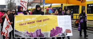 Das Bündnis gegen Verdrängung und Mietenwahnsinn hatte am Sonnabend zur Mietendem in Prenzlauer Berg aufgerufen.