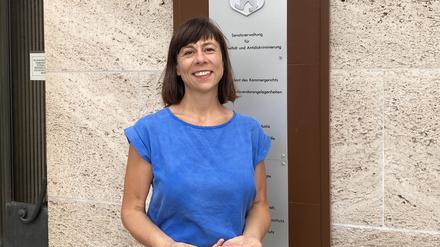 ARCHIV - 01.08.2022, Berlin: Doris Liebscher, Leiterin der Ombudsstelle zur Durchsetzzung des Berliner Antidiskriminierungsgesetzes (LADG). (zu dpa: «Diskriminierung durch Behörden - mehr Fälle für Ombudsstelle») Foto: Marion van der Kraats/dpa-Zentralbild/dpa +++ dpa-Bildfunk +++