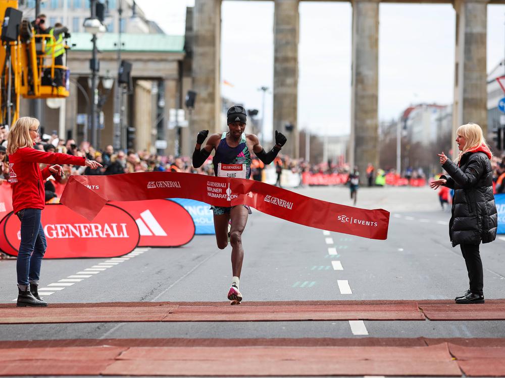 Qizil lablar porno rasmlar