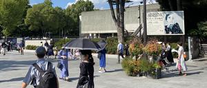 „Picasso and his Times“ heißt die Ausstellung in Japan. Besucher gehen in Tokio ins National Museum of Western Art, um die Schau zu sehen.