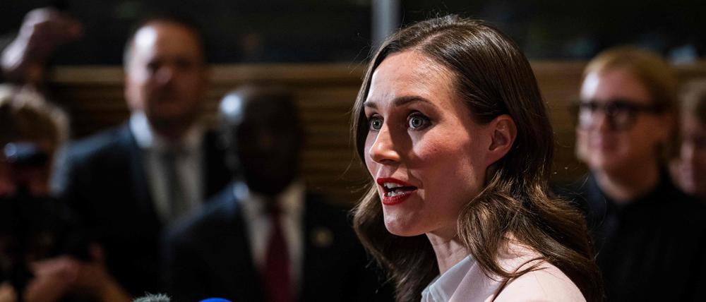 Die amtierende Regierungschefin Sanna Marin hat am Sonntagabend ihre Niederlage eingeräumt. 