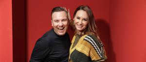 Sternekoch Tim Raue (l.) und seine Ehefrau Katharina bei einem Pressetermin
