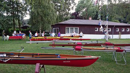 Insgesamt 130 Mitglieder umfasst der Spandauer Ruderklub. Gemeinsam sammelten sie Spenden für den Bauantrag des Vereinsheims.