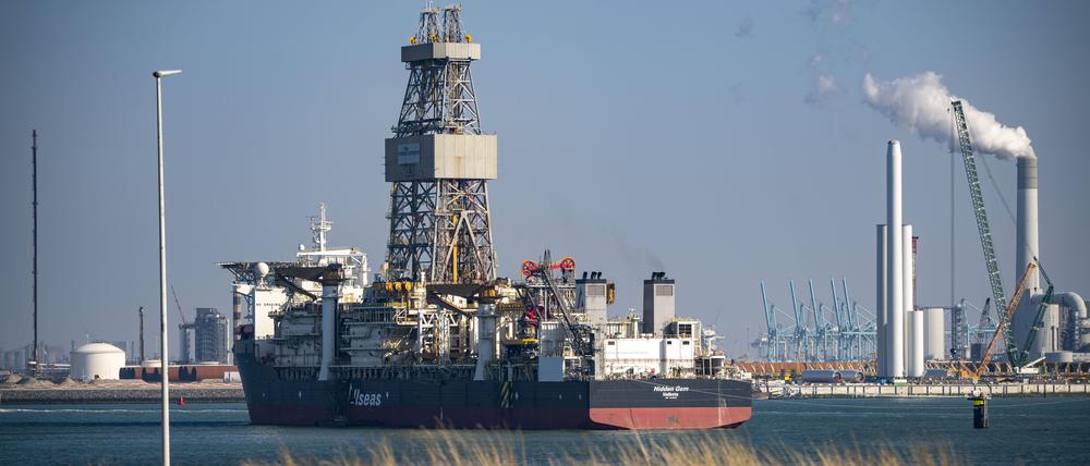 Das Bohrschiff Hidden Gem soll für den Tiefseebergbau ausgerüstet werden und polymetallische Knollen vom Meeresboden fördern.