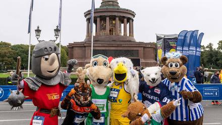 Die Maskottchen der Berliner Profivereine.
