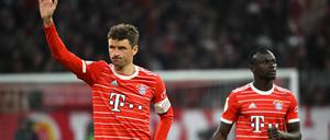 Er verkörpert die FC Bayern-Mentalität wie kaum ein anderer. Doch selbst bei Thomas Müller (li.) fehlt die letzte Gier.