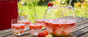 Der Klassiker: Erdbeerbowle.