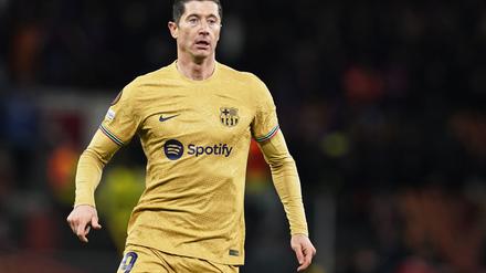 Barcelonas Robert Lewandowski reagiert. Lewandowski spricht in einem Sportbild-Interview u.a. über Klopp.