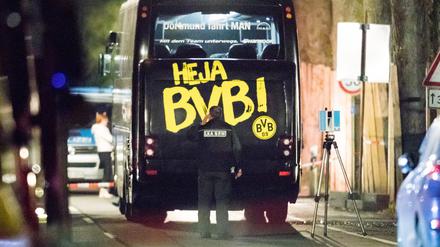 Mit drei Sprengsätzen wurde der BVB-Mannschaftsbus am 11. April 2017 kurz vor dem Champions-League-Spiel gegen Monaco attackiert. 