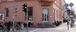 Der Name bleibt, doch das Café Kellermann in Babelsberg öffnet ab Sonntag unter neuem Betreiber. 