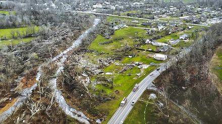 Dieses von der Missouri State Highway Patrol zur Verfügung gestellte, mit einer Drohne aufgenommene Foto zeigt die Schäden des Tornados.