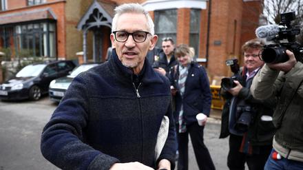 Gary Lineker vor seinem Haus in London.