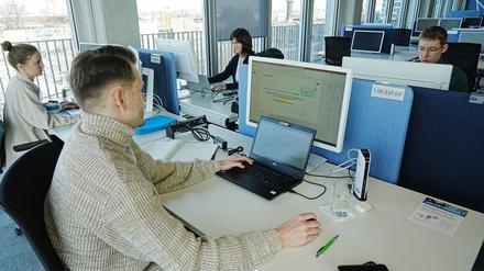Die Teams können die flexiblen Arbeitsplätze an ihre jeweiligen Anforderungen und Aufgaben anpassen.