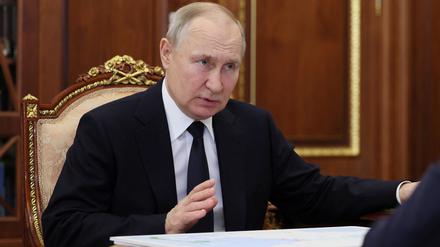 Ein Deserteur gab in einem Interview Einblicke in das Leben des russischen Staatschefs Wladimir Putin.