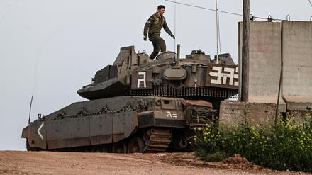 Israelischer Soldat an der Grenze zum Libanon.