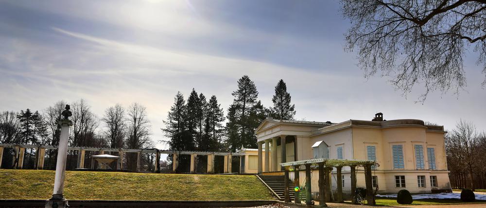 Welche Schlösser zu bleiben, steht noch nicht fest. Nicht ausgeschlossen ist eine Schließung von Schloss Charlottenhof im Park Sanssouci.
