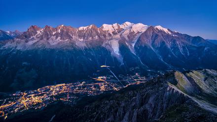 Der Ort Chamonix liegt am Fuße des Montblanc.