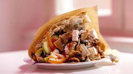 Prall gefüllt. So sieht er aus, der Uni-Döner.