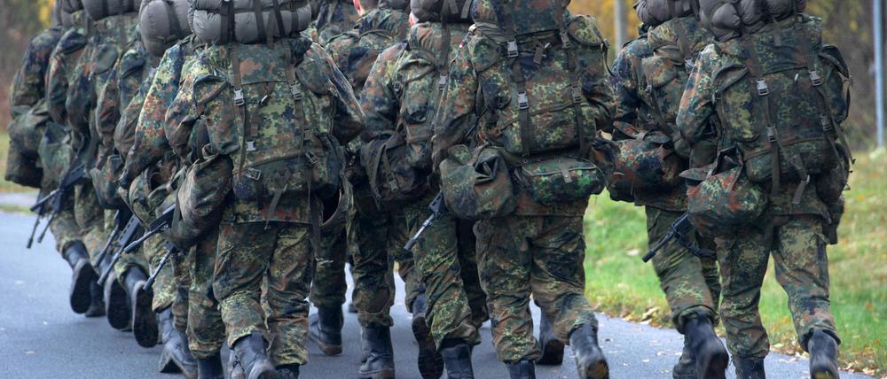 Soldaten in der Grundausbildung.