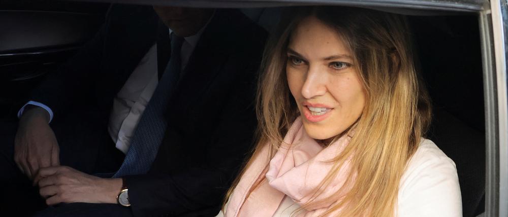 Eva Kaili im Auto.