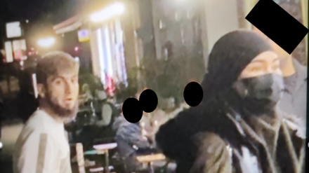 Standbild der gesuchten Verdächtigen.