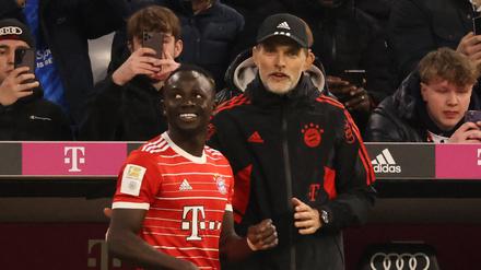 Das Lachen dürfte Mané (l.) nach seiner Suspendierung vergangen sein. Auch wenn Tuchel den Vorfall ad acta gelegt hat.