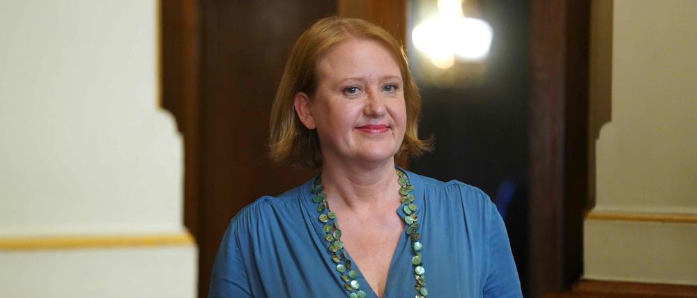 Lisa Paus (Bündnis 90/Die Grünen), Bundesfamilienministerin, möchte den Entwurf zum Selbstbestimmungsgesetz in Kürze veröffentlichen. 
