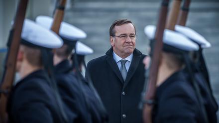 Boris Pistorius (SPD) wurde im Bendlerblock mit militärischen Ehren empfangen.