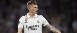 Toni Kroos lenkt Reals Mittelfeld nun schon im neunten Jahr.