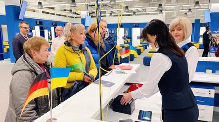 Der Reisepassdienst für Ukrainische Bürger:innen in Treptow
