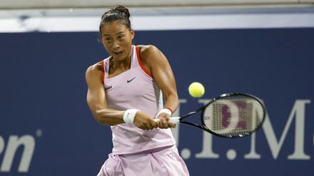 Zheng Qinwen hat sich in Stuttgart vorsichtig zum Fall Peng Shuai geäußert. 