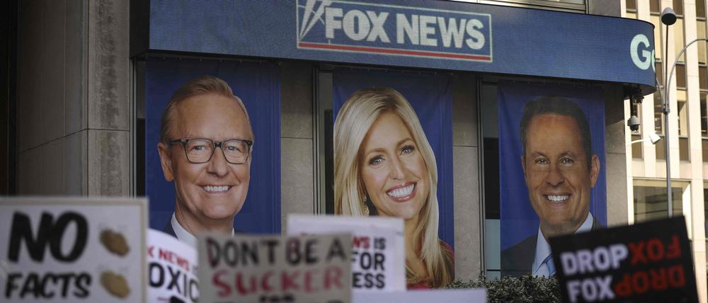 Protest vor der Zentrale von Fox News im März 2019.
