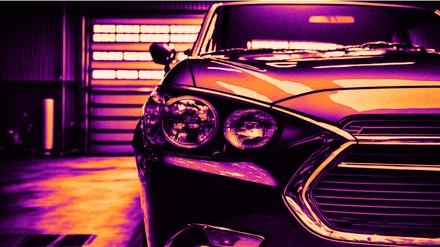 Neu in Berlin − fette Karossen