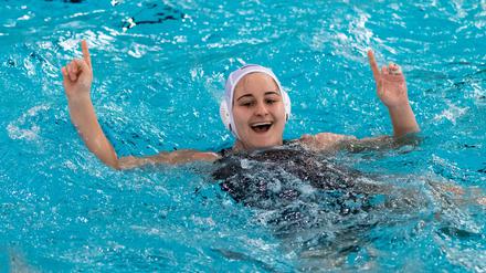Spandau 04 (hier im Bild Canan Weber) trifft nun in der Bundesliga auf Dauerrivale Uerdingen.  