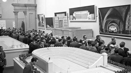 Eröffnung der Ausstellung „Nueva arquitectura alemana“ in Barcelona, 1942