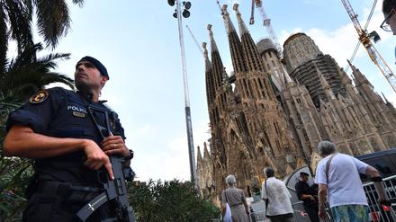 Die Kirche Sagrada Familia in Barcelona wurde von Klimaaktivisten mit Farbe beschmiert.